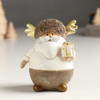 Сувенир полистоун "Дедушка Мороз в шапке с рожками, с леденцом/подарком"золото МИКС 8х5х7 см 94988 Сувенир полистоун "Дедушка Мороз в шапке с рожками, с леденцом/подарком"золото МИКС 8х5х7 см 94988