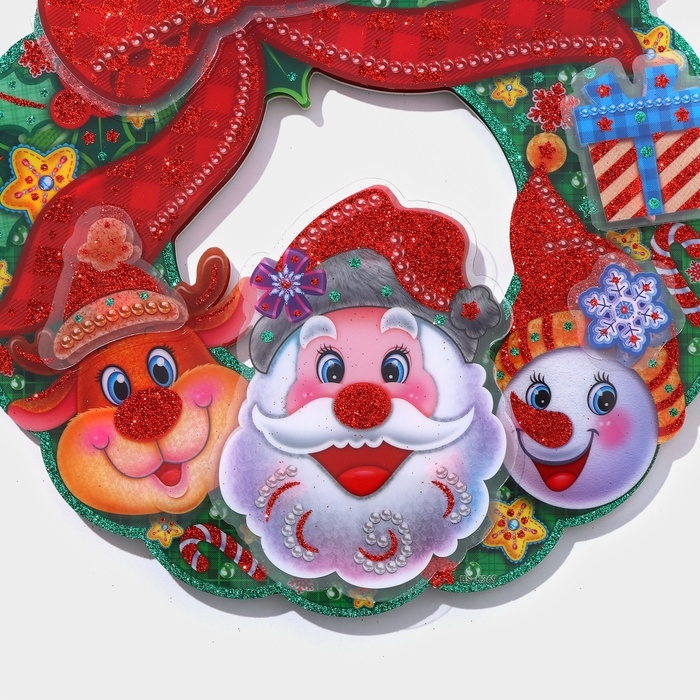 Декоративное светящиеся украшение (подвеска) Декоративное светящиеся украшение (подвеска) "Новогодний венок" 32х31 см