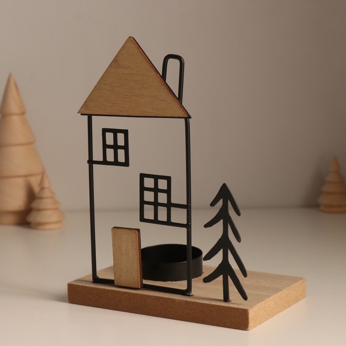 Подсвечник металл, дерево на 1 свечу "Ёлочка у домика с трубой" d=4 см 7,5х12х15,5 см