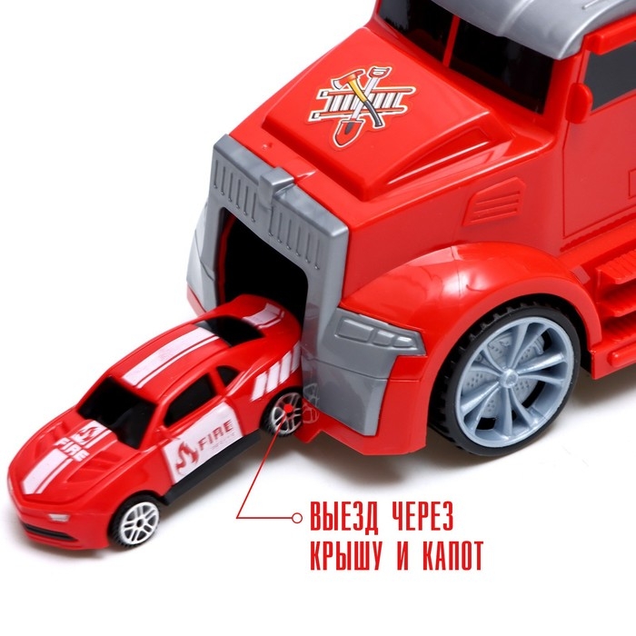 Грузовик &laquo;Перевозчик&raquo;, в комплекте 6 машин и дорожные знаки