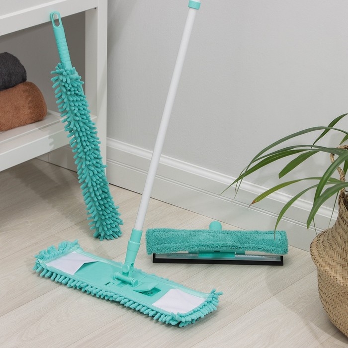 Комплект для уборки Raccoon &laquo;Универсальный&raquo;, 4 предмета: окномойка, швабра, щётка для пыли и черенок