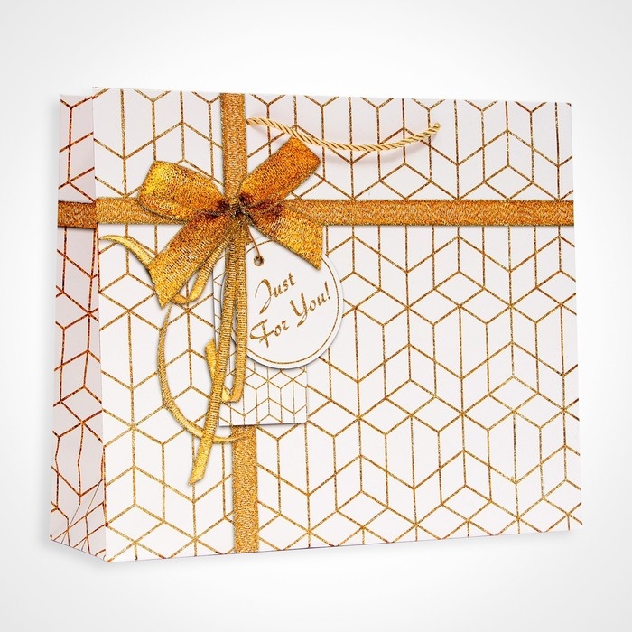 Пакет ламинированный «Бантик», 38 × 32 × 12 см Пакет ламинированный «Бантик», 38 × 32 × 12 см