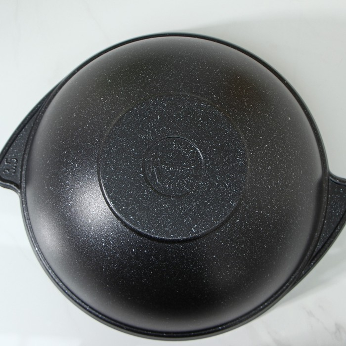 Казан, 3,5 л, стеклянная крышка, литые ручки, антипригарное покрытие, цвет тёмный мрамор Казан, 3,5 л, стеклянная крышка, литые ручки, антипригарное покрытие, цвет тёмный мрамор