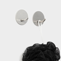 Крючки самоклеящиеся Stölz «Классика», 2 шт, круг, 4.5×4.5×3 см, хромированные Крючки самоклеящиеся Stölz «Классика», 2 шт, круг, 4.5×4.5×3 см, хромированные