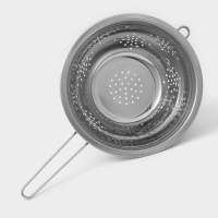 Дуршлаг из нержавеющей стали Доляна, 4,2 л, d=27 см, толщина 0,4 мм, на ножке, длинная ручка Дуршлаг из нержавеющей стали Доляна, 4,2 л, d=27 см, толщина 0,4 мм, на ножке, длинная ручка