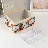 Шкатулка для рукоделия "Птицы в розовом саду" 19х26х14,5 см Шкатулка для рукоделия "Птицы в розовом саду" 19х26х14,5 см