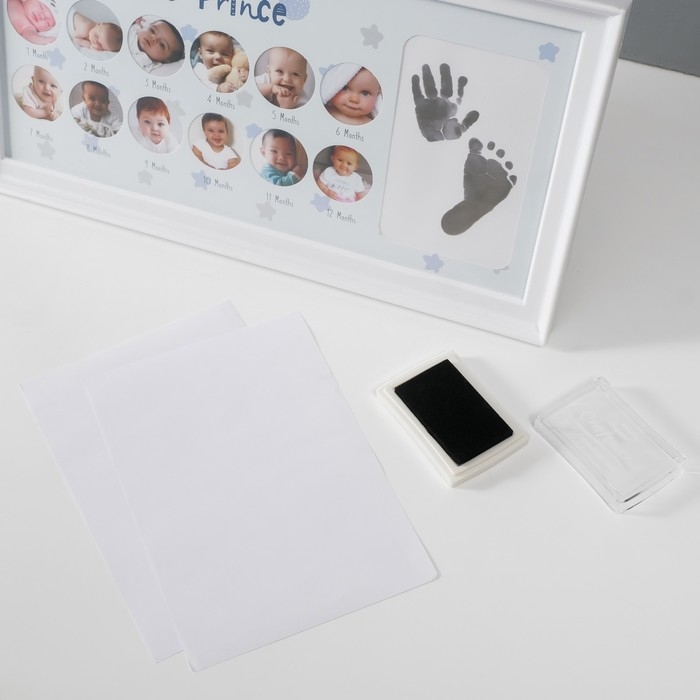 Фоторамка на 12 фото 3х3 см с штемп.подушкой Фоторамка на 12 фото 3х3 см с штемп.подушкой "Маленький принц" белая 2х38х20 см