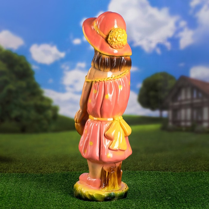Садовая фигура Садовая фигура "Девочка с корзиной большая" 20х24х65см микс