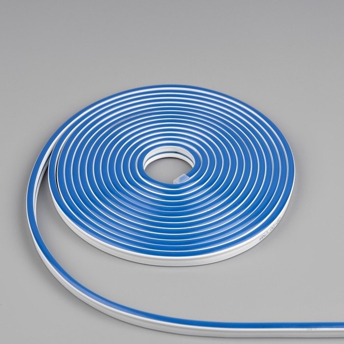 Гибкий неон Luazon Lighting 6 × 12 мм, IP65, 50 м, SMD2835, 120 LED/м, 12 В, свечение синее Гибкий неон Luazon Lighting 6 × 12 мм, IP65, 50 м, SMD2835, 120 LED/м, 12 В, свечение синее