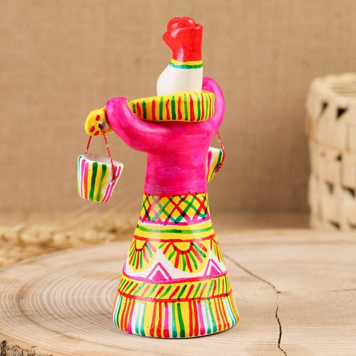 Филимоновская игрушка &laquo;Барыня с коромыслом&raquo;