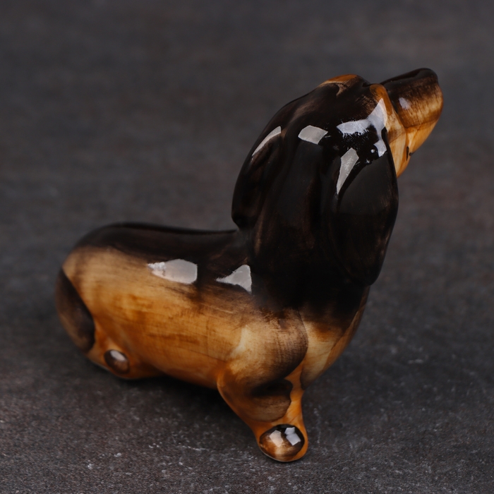 Статуэтка фарфоровая Статуэтка фарфоровая "Такса чёрная", 7 см, авторская роспись