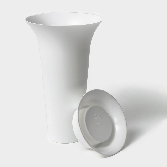 Ваза для цветов под срезку, 3 л, пластиковая, цвет белый Ваза для цветов под срезку, 3 л, пластиковая, цвет белый