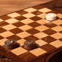 Нарды ручной работы "Орел атакующий" с ручкой, 60х30 см, с шахматным полем, массив ореха, Армения Нарды ручной работы "Орел атакующий" с ручкой, 60х30 см, с шахматным полем, массив ореха, Армения