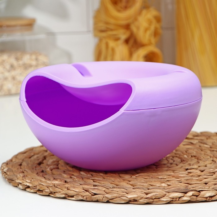 Тарелка пластиковая для семечек и орехов «Плэтэр», 20×11 см, с подставкой для телефона, цвет МИКС Тарелка пластиковая для семечек и орехов «Плэтэр», 20×11 см, с подставкой для телефона, цвет МИКС