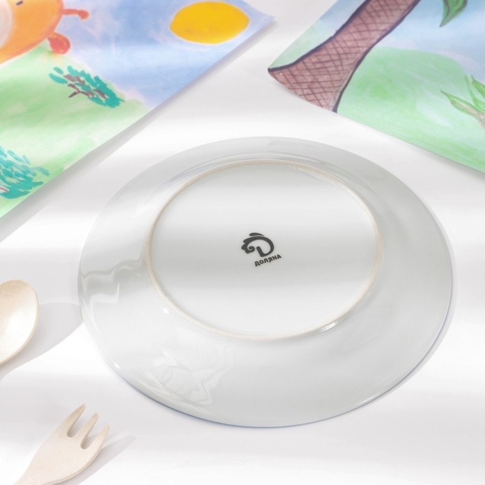 Набор детской посуды Доляна &laquo;Заяц футболист&raquo;, 3 предмета: кружка 230 мл, миска 400 мл, тарелка d=18 см