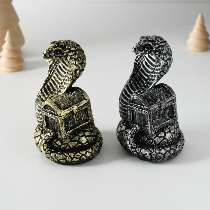 Копилка полистоун "Змей с сундуком" МИКС 7х5,5х10 см