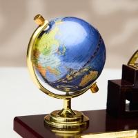 Набор настольный 6в1 (блок д/бумаг, подст. д/печати, карандашница, часы, визитница,глобус) Набор настольный 6в1 (блок д/бумаг, подст. д/печати, карандашница, часы, визитница,глобус)