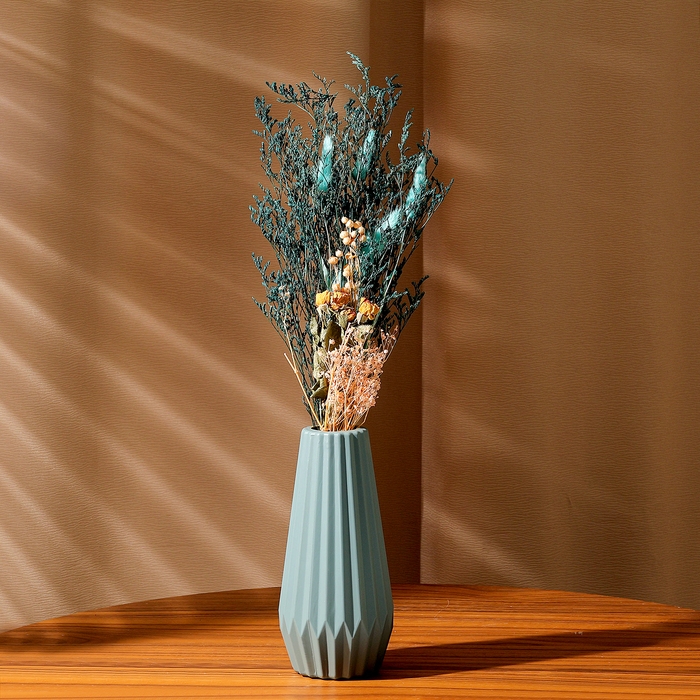 Букет из сухоцветов &laquo;Нежное послание&raquo;, 52 &times; 12 &times; 8 см