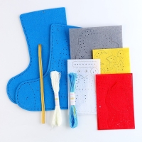 Новогондний набор для шитья. Носок из фетра &laquo;Новый год! Пингвиненок&raquo;, 18 х 27 см