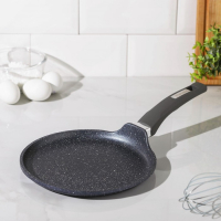 Сковорода блинная &laquo;Гранит&raquo;, d=22 см, пластиковая ручка, антипригарное покрытие, цвет серый