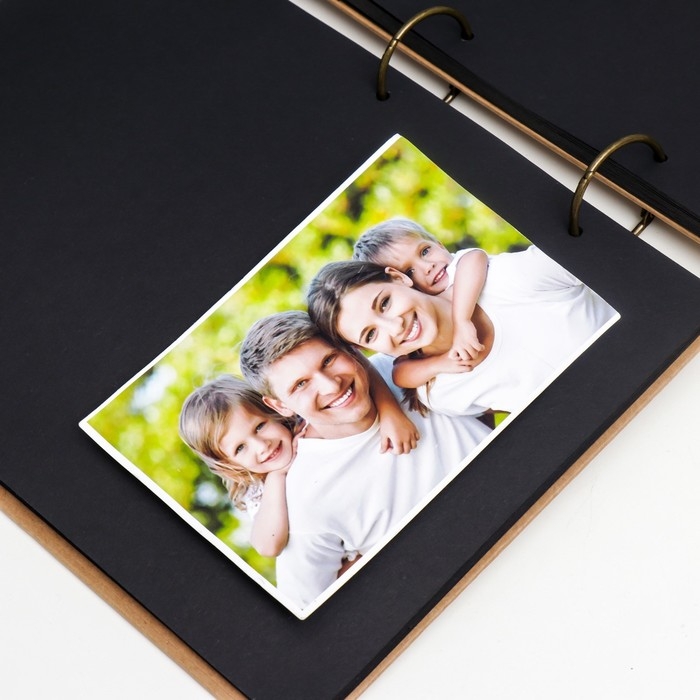 Фотоальбом 30 чёрных листов Фотоальбом 30 чёрных листов "Крафт" на кольцах, большой, плотность 350 гр 21х28,5 см