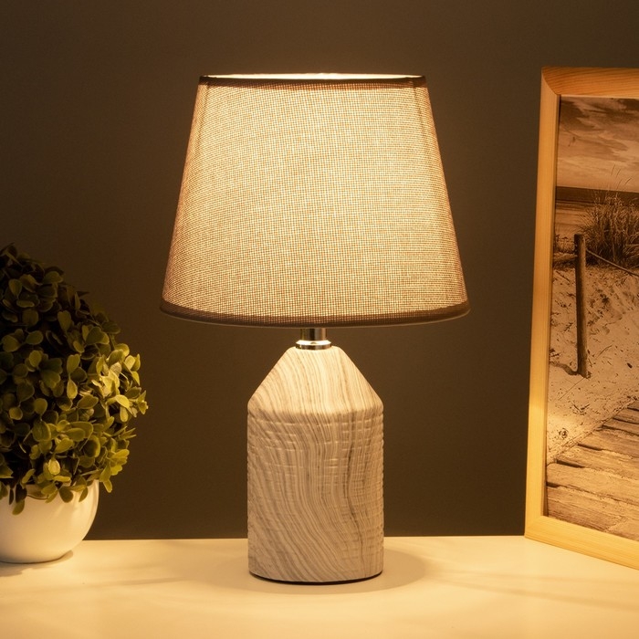 Лампа настольная Лампа настольная "Жизель" 1х40Вт Е14 серебро 20х20х32см