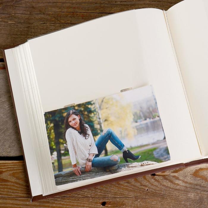 Фотоальбом  10x15 см., 200 фото, "Наш семейный фотоальбом"