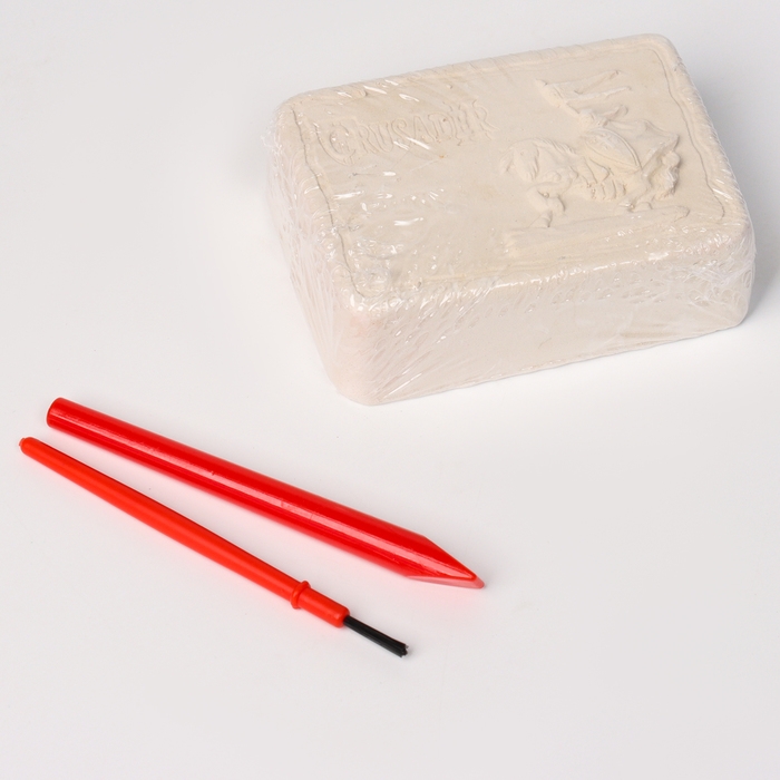 Набор для раскопок &laquo;Средневековье&raquo;, 3 шт. камня, 3 шт. фигурки, кисточка, долото