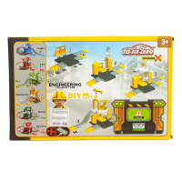 Парковка &laquo;Строительная площадка&raquo;, с металлической машиной и вертолётом