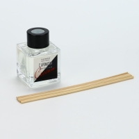 Диффузор ароматический палочки, ароматизатор для дома &laquo;Аромадиффузор: С ароматом закрытой сессии&raquo;, клубника, 50 мл.