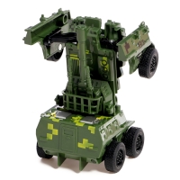 Робот «Бронетранспортер», инерционный, трансформируется при столкновении Робот «Бронетранспортер», инерционный, трансформируется при столкновении