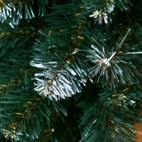 Венок "Люкс" с белыми кончиками 60 см Венок "Люкс" с белыми кончиками 60 см