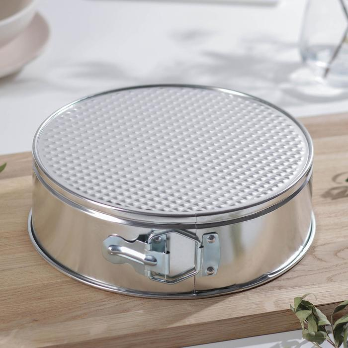 Форма разъёмная для выпечки Доляна «Круг. Фабиан», d=23 см Форма разъёмная для выпечки Доляна «Круг. Фабиан», d=23 см