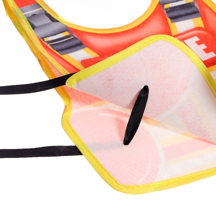 Набор пожарного &laquo;Укротитель огня&raquo;, с текстильным жилетом, 8 предметов