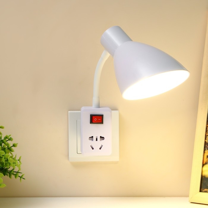 Бра с розетками "Классик" Е27 15Вт белый 10х10х27см