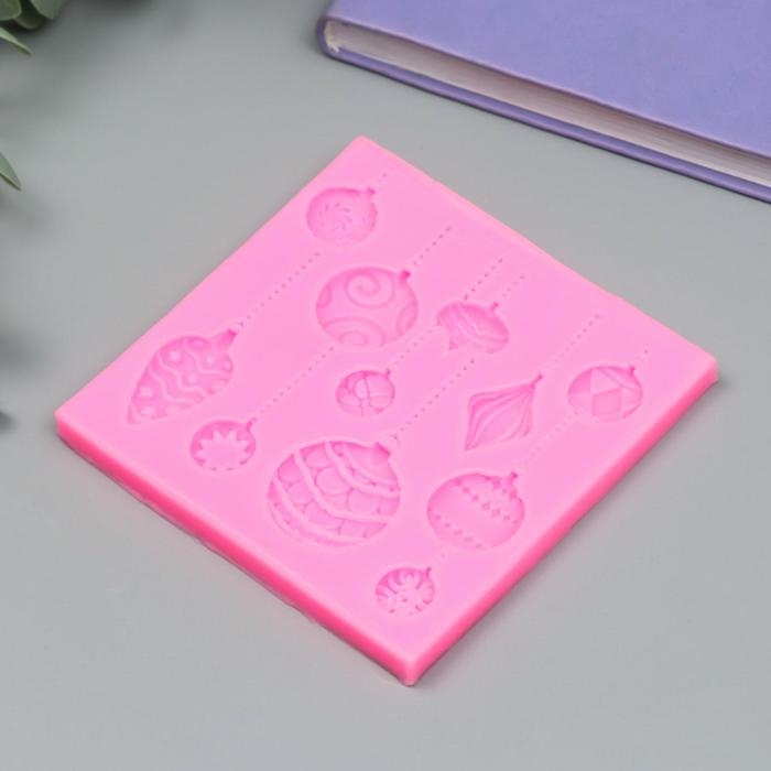 Молд силикон Молд силикон "Новогодние шарики на нитях" 11 предметов 10,2х10,2х0,9 см