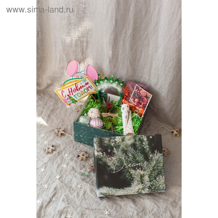 Коробка подарочная новогодняя складная &laquo;Dreams&raquo;, 31,2 х 25,6 х 16,1 см, Новый год