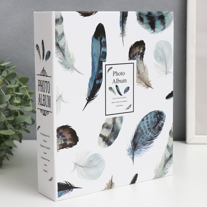 Фотоальбом на 80 фото 10х15 см Фотоальбом на 80 фото 10х15 см "Пёрышки" в коробке МИКС 23х19,5х5 см
