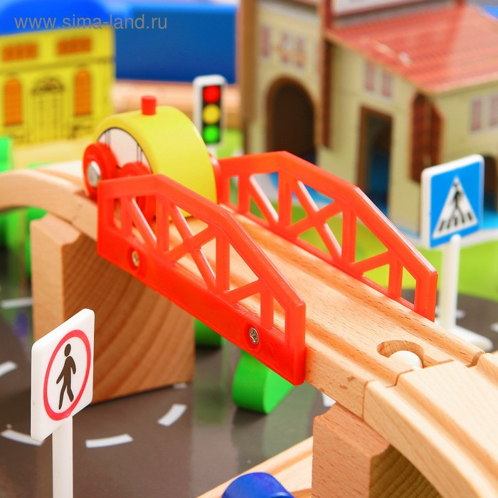 Железная дорога, 108 элементов, стол в комплекте Железная дорога, 108 элементов, стол в комплекте