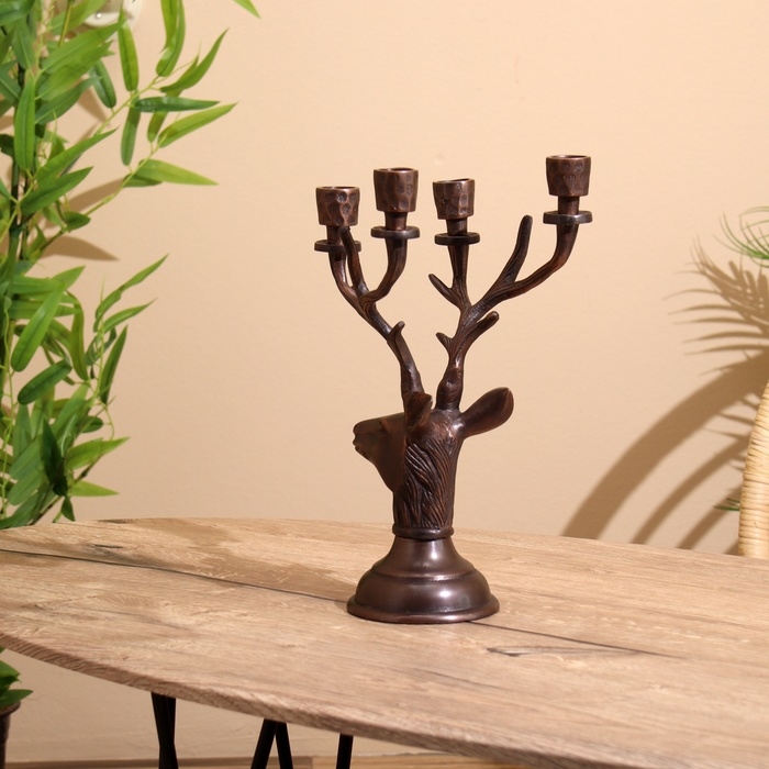 Подсвечник на 4 свечи Подсвечник на 4 свечи "Олень" алюминий 16х12х32 см