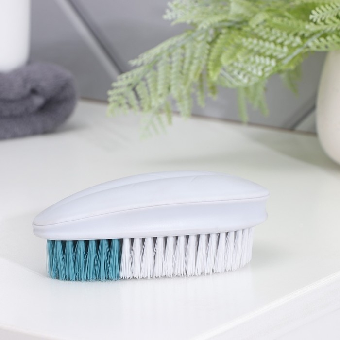 Щётка - утюжок Доляна &laquo;Листок&raquo;, 14&times;7&times;4,5, цвет МИКС