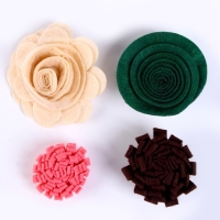 Набор для творчества: декор из фетра и набор бусин «Цветочное восхищение» Набор для творчества: декор из фетра и набор бусин «Цветочное восхищение»