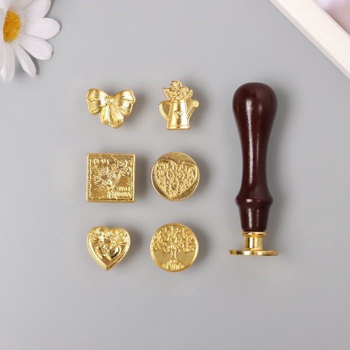 Набор печатей для сургуча с деревянной ручкой Набор печатей для сургуча с деревянной ручкой "Классика и растения"