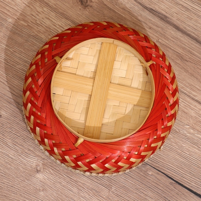 Корзинка плетёная, из бамбука 20х20х7 см