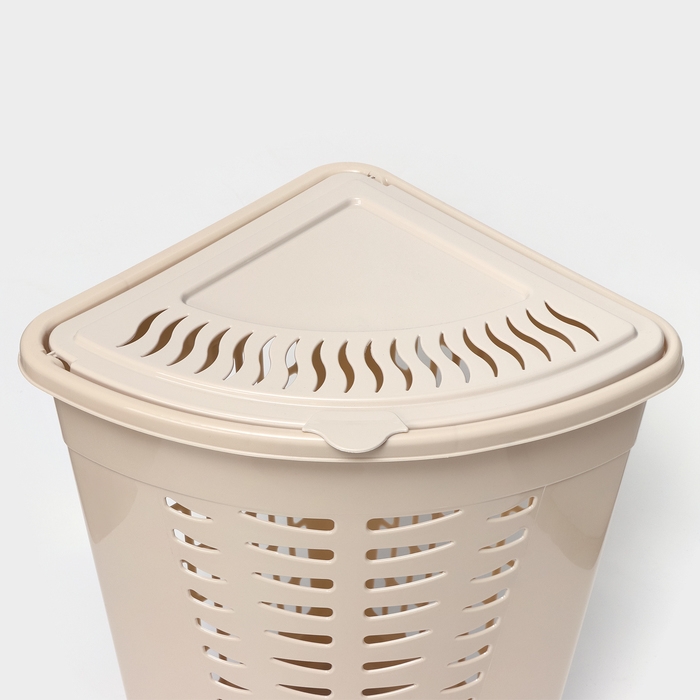 Корзина для белья угловая с крышкой, 45 л, 37&times;50&times;56 см, цвет слоновая кость