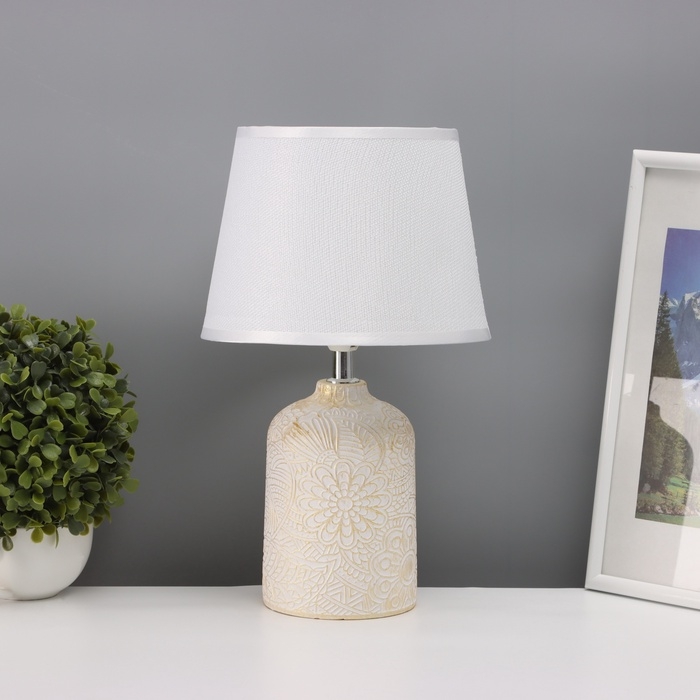 Лампа настольная "Цветочное поле" 1х40Вт Е14 белый/золото 20х20х34см