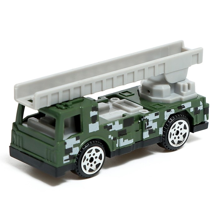 Грузовик инерционный «Армия», трансформируется, свет, звук Грузовик инерционный «Армия», трансформируется, свет, звук