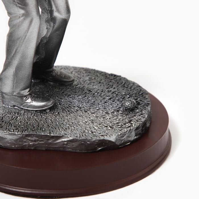 Статуэтка полистоун &laquo;Гольфист&raquo; 15,5 х 15,5 х 33,5 см