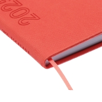 Еженедельник датированный 2025 года, 85х145 мм, 64 листа ESCALADA, твердая обложка из искусственной кожи, блинтовое тиснение, блок 70 г/м², коралловый Еженедельник датированный 2025 года, 85х145 мм, 64 листа ESCALADA, твердая обложка из искусственной кожи, блинтовое тиснение, блок 70 г/м², коралловый