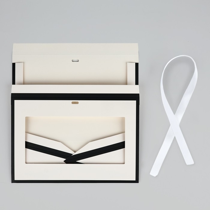 Складная коробка для цветов с окном &laquo;Счастье&raquo;, белая, 16 х 27 х 9 см